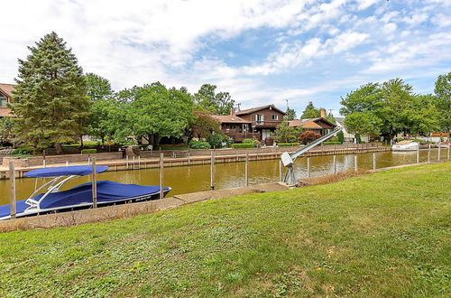 Foto 11 - Vermilion Riverfront Home w/ Indoor Pool