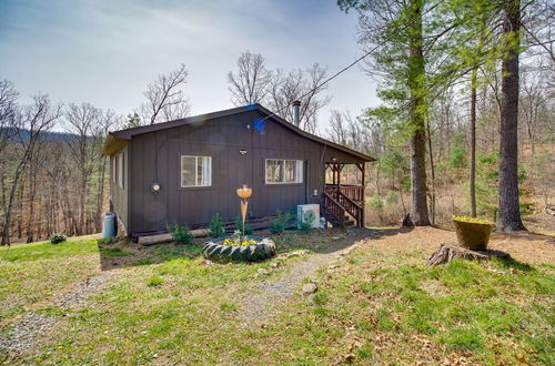 Photo 12 - Broadway Cabin w/ Hot Tub: Hike & Ski