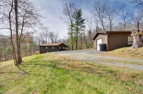 Photo 21 - Broadway Cabin w/ Hot Tub: Hike & Ski