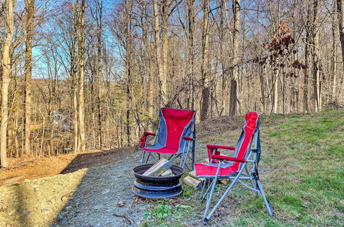 Photo 5 - Charming Beacon Apt w/ Fire Pit: Near Hiking