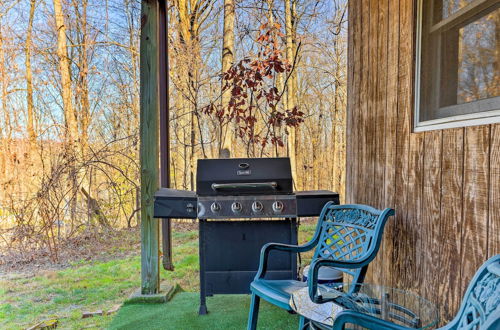 Photo 2 - Charming Beacon Apt w/ Fire Pit: Near Hiking