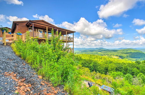 Photo 3 - Convenient Murphy Cabin w/ Amazing Mtn Views