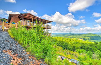 Photo 3 - Convenient Murphy Cabin w/ Amazing Mtn Views