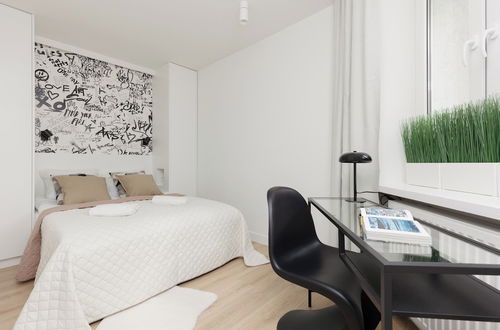 Photo 3 - Emilii Plater Apartment by Renters