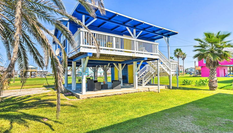 Photo 1 - Vibrant Freeport Home: Walk to Sunny Beaches