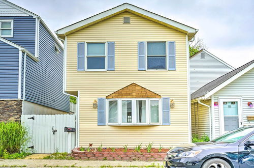 Photo 8 - Family-friendly Keansburg Home: Walk to Beach