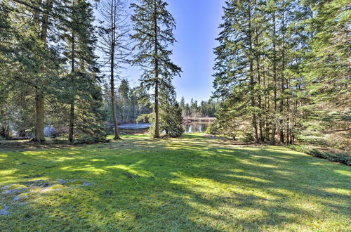 Foto 19 - Camano Island Family House w/ Hot Tub & Deck