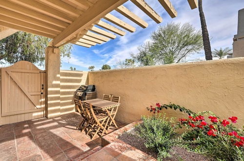 Photo 7 - Remodeled Scottsdale Condo, Close to Old Town