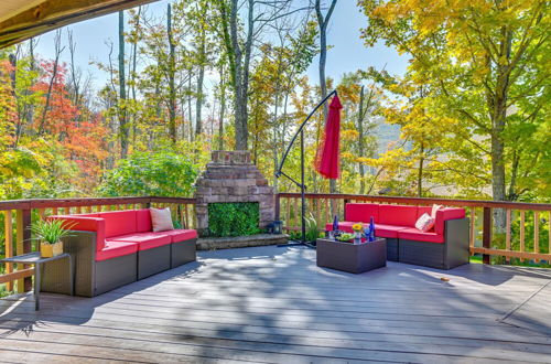 Foto 29 - New York Retreat - Furnished Deck & Mountain Views