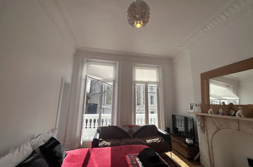 Foto 5 - Immaculate 1-bed Apartment in London