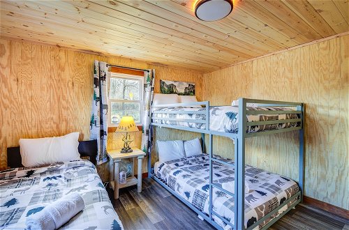 Foto 20 - Rustic Cosby Cabin w/ Furnished Deck & Yard