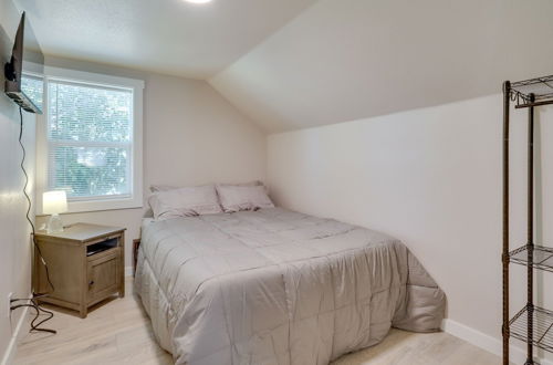 Photo 16 - Cozy Lafayette Townhome Rental Near Parks & River