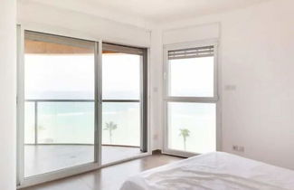 Photo 2 - Amazing Sea View 3 BR APT Iconic Tower