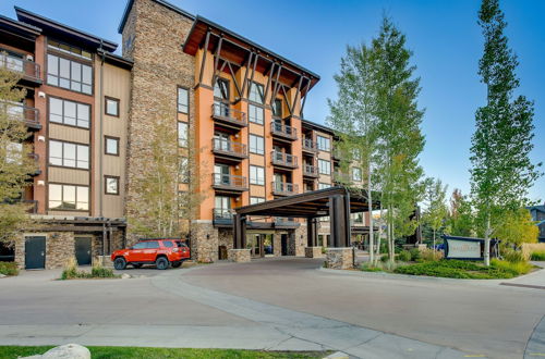 Photo 21 - Steamboat Springs Top Condo: Gondola to Ski Resort