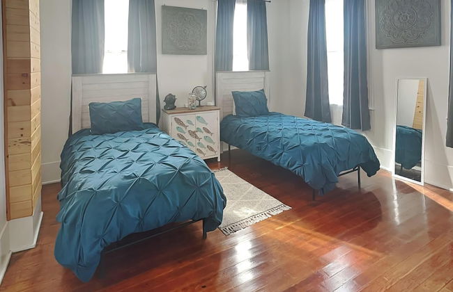 Grace of Galveston - Photo 2