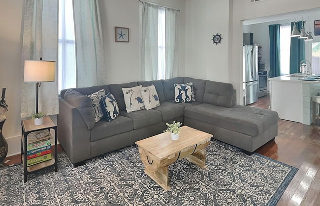 Grace of Galveston - Photo 1