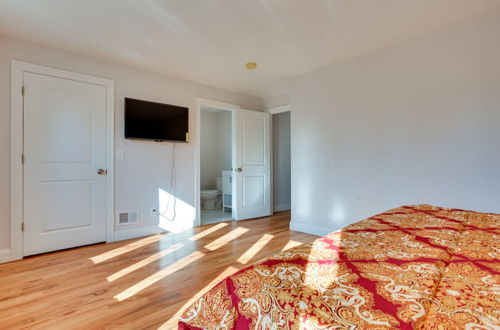 Photo 13 - Stylish Newark, New Jersey, Vacation Rental