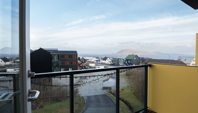 Photo 1 - Bright 2Br Apartment, Great View