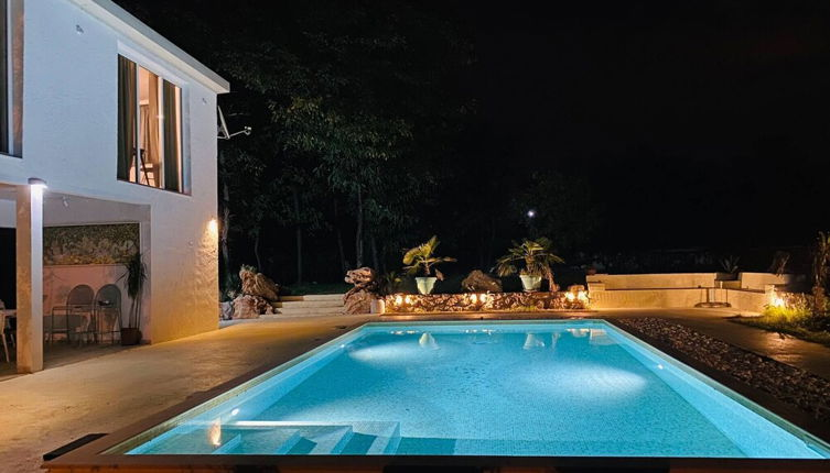 Foto 1 - The Rock Star's Villa With Private Pool And Beach