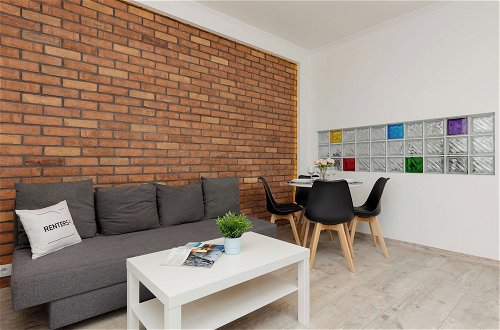 Foto 14 - Rondo Wiatraczna Apartment by Renters