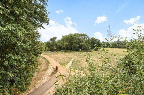 Photo 12 - Spacious 2-bed Apartment in Oxford