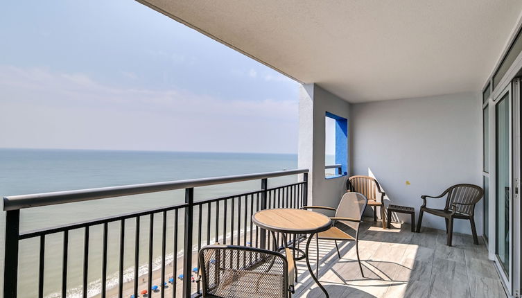 Foto 1 - Myrtle Beach Condo w/ Community Pool & Ocean Views