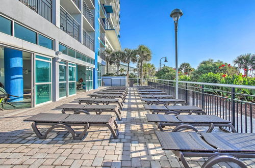 Foto 21 - Myrtle Beach Condo w/ Community Pool & Ocean Views