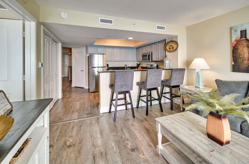 Foto 8 - Myrtle Beach Condo w/ Community Pool & Ocean Views