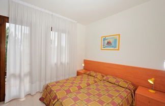 Photo 2 - Beautiful Two-bedroom Villa in Bibione - Beahost