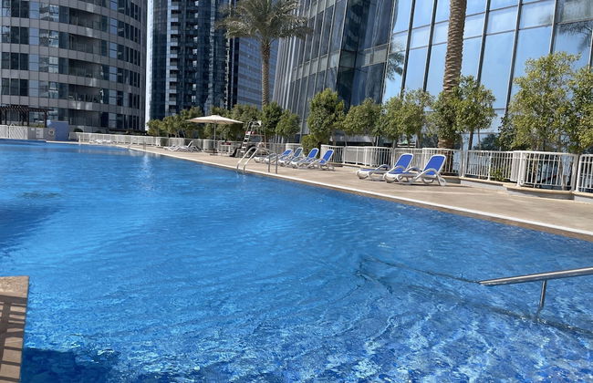 Maison Privee - Elegant and Panoramic Sea View Apt on Al Reem Island - Foto 14