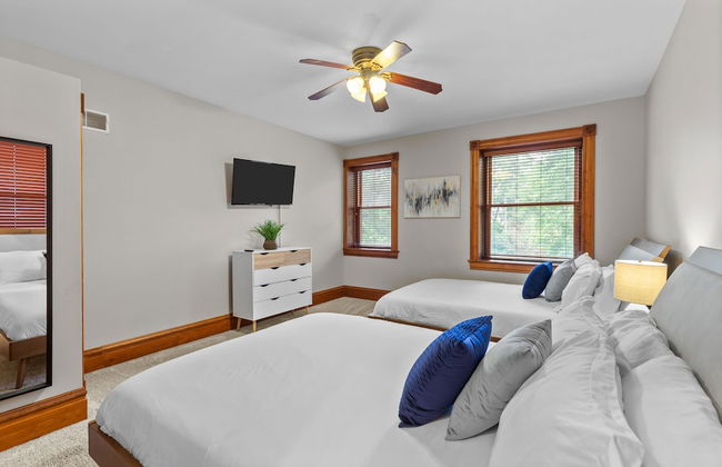 The Game Room Getaway | JZ Vacation Rentals - Foto 12