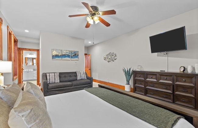 The Game Room Getaway | JZ Vacation Rentals - Foto 4