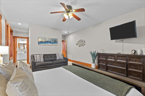 Photo 4 - The Game Room Getaway | JZ Vacation Rentals