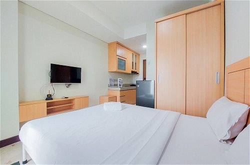 Foto 6 - Warm And Simply Look Studio Apartment At B Residence