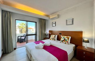 Photo 1 - Vilamoura Cosy 4 With Pool by Homing