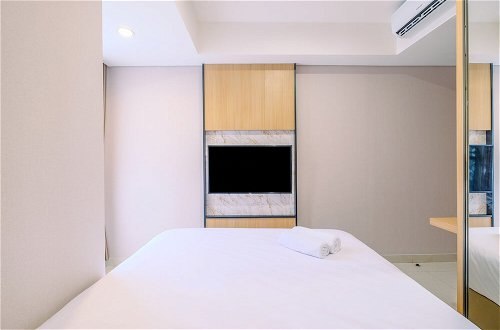 Photo 2 - Comfort And Modern 1Br At Gold Coast Apartment