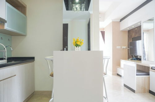 Foto 5 - Best Choice And Nice Studio At Menteng Park Apartment