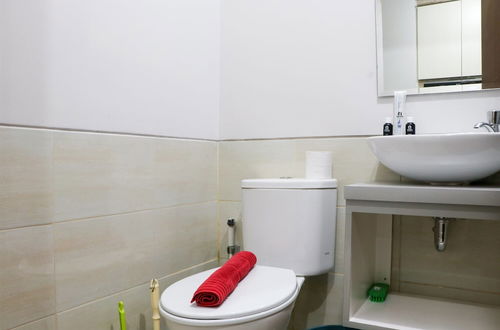 Photo 15 - Nice And Comfortable Studio At Transpark Juanda Bekasi Timur Apartment