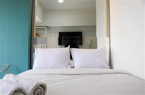 Foto 2 - Best Deal And Comfort Studio Tokyo Riverside Pik 2 Apartment