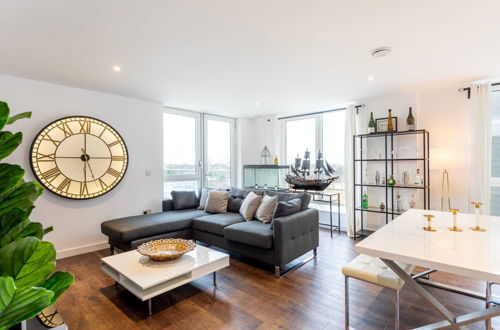 Foto 20 - Stunning Brentford Penthouse