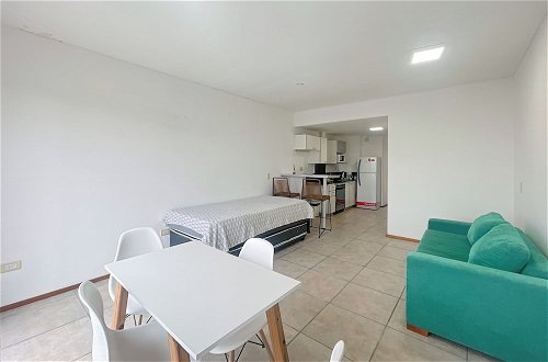 Photo 12 - Bright 1-bedroom Rental in Saavedra: Comfort and Style