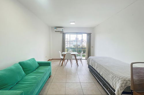 Photo 14 - Bright 1-bedroom Rental in Saavedra: Comfort and Style