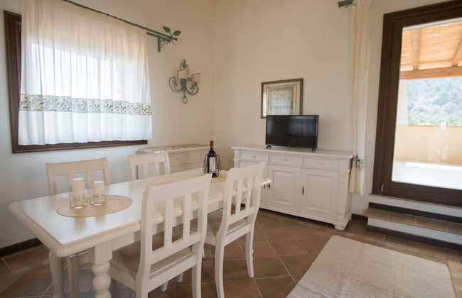 Beautiful Giardino Degli Oleandri two Bedroom Apt Sleeps 6 Plus a Child num 0862 - Foto 18