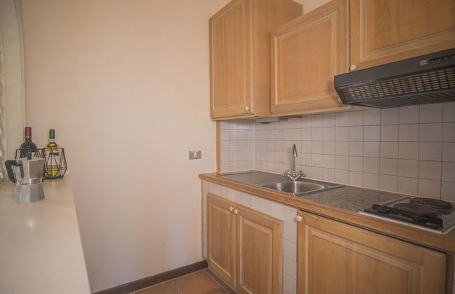 Beautiful Giardino Degli Oleandri two Bedroom Apt Sleeps 6 Plus a Child num 0862 - Foto 8