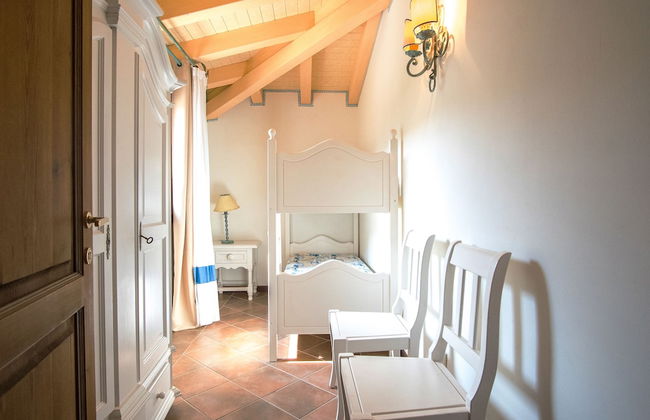 Beautiful Giardino Degli Oleandri two Bedroom Apt Sleeps 6 Plus a Child num 0862 - Foto 4