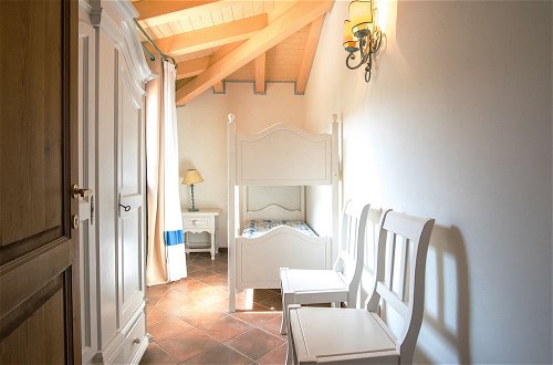 Foto 4 - Beautiful Giardino Degli Oleandri 2 Bedroom Apt Sleeps 6 Child