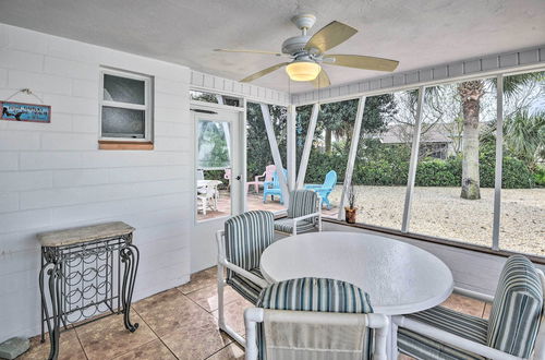 Foto 14 - Charming Ormond Beach Home - Walk to Beach