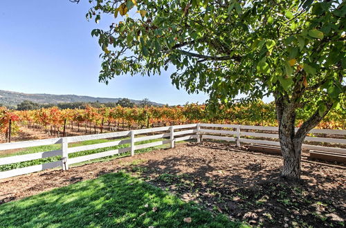 Foto 13 - Beautiful Sonoma House w/ Patio & Vineyard Views