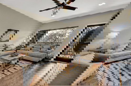 Photo 15 - Luxury Riverfront Condo 1 BLK to Schlitterbahn!