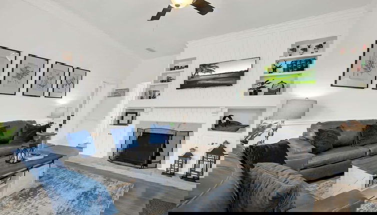 Photo 1 - Awesome Haus With Gameroom, 4blks to Center of Town!